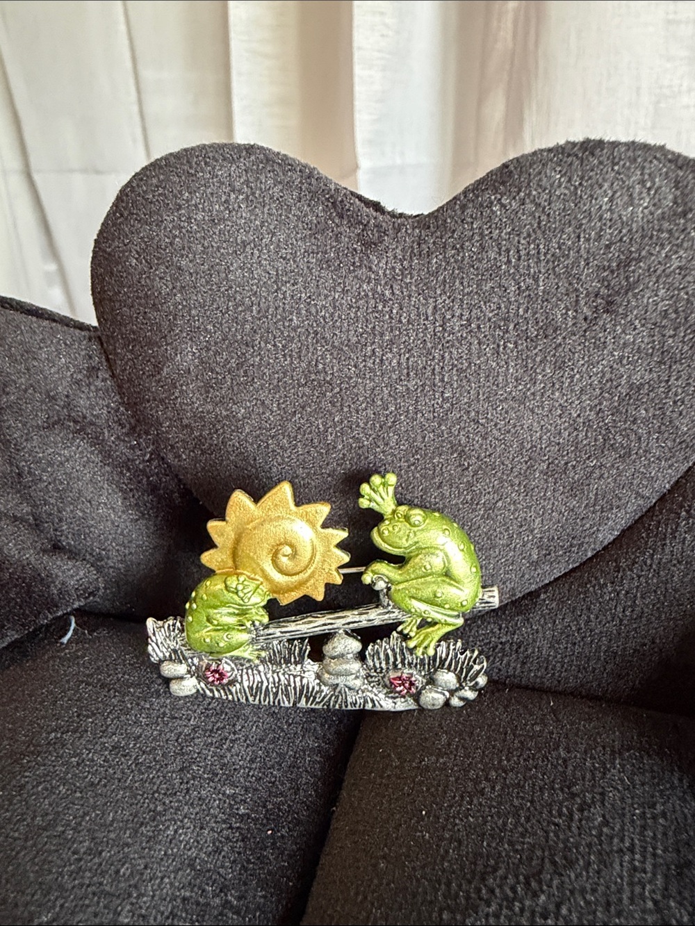 Green Frog and Gold Sun Hair Clip - DD Brand